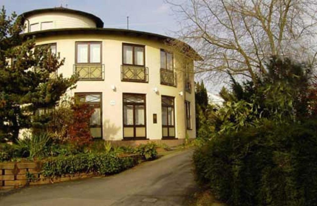 Hotel Garni Schick Oberursel Exterior foto